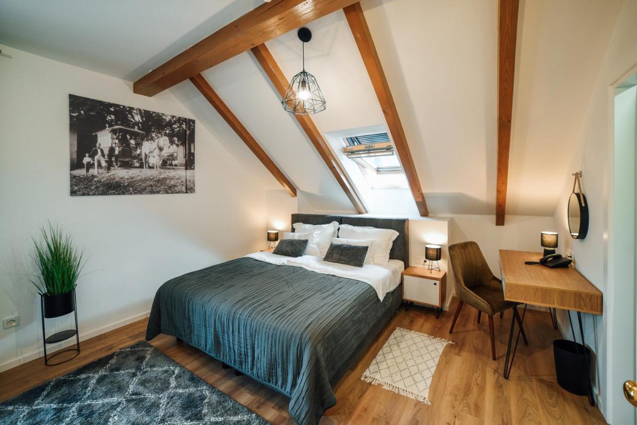 Chop Old House Hotel 4*